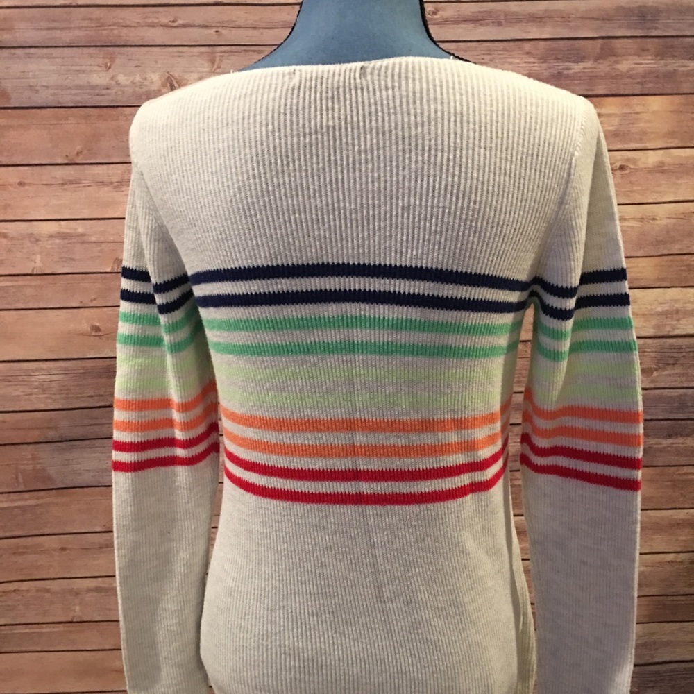Sweater - Picture 2 of 3